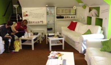 A Healthier Life Wellness Centre