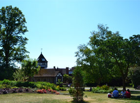 Brenchley Gardens